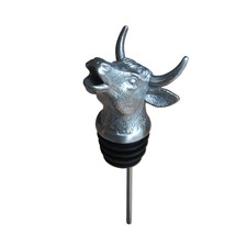 Steer Wine Pourer